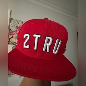2TRU Culture hat. Nwt